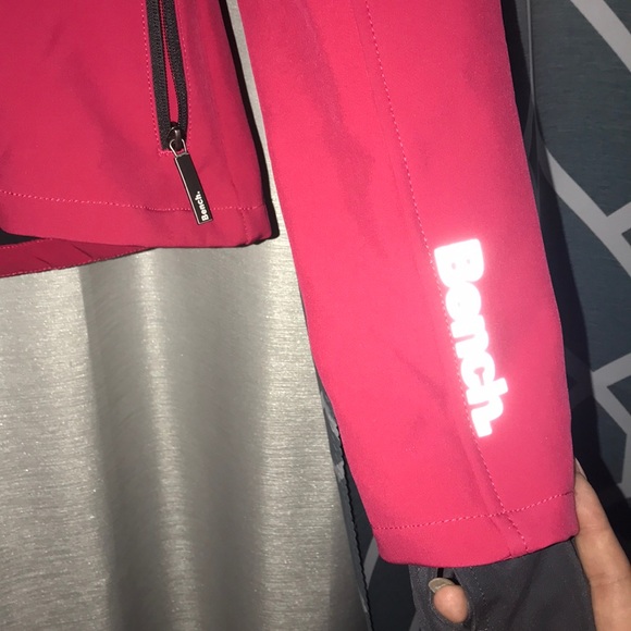 Bench Jacket - Picture 3 of 3